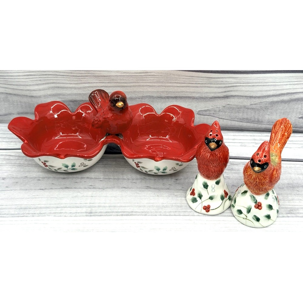 PFALTZGRAFF WINTERBERRY CARDINAL SALT & PEPPER / 2 SECTION SERVING CANDY DISH